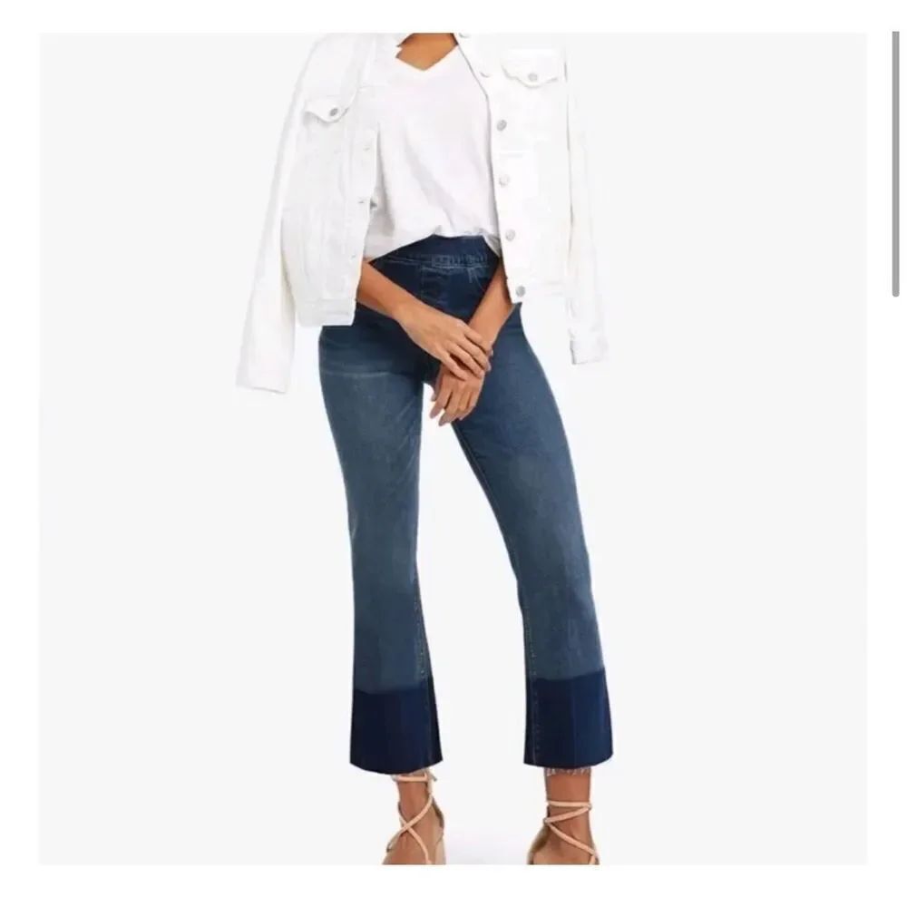 Spanx 20231R Cropped Flare Denim Jeans Medium Wash Dip Dye Hem S